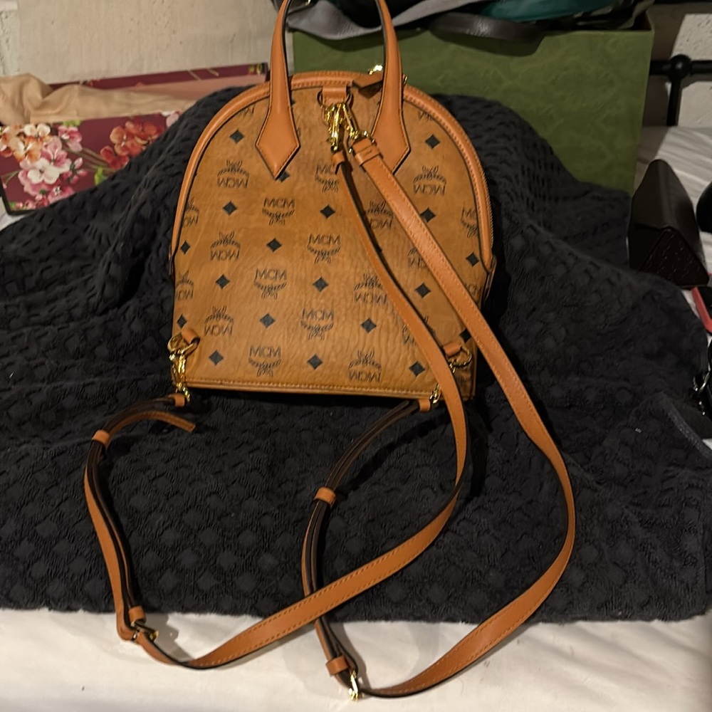 MCM backpack - Picture 2 of 5